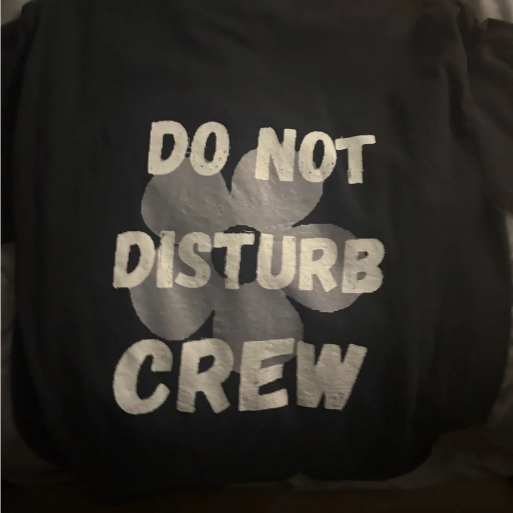 Black T-Shirt with White Flower Design - Picture 2 of 2